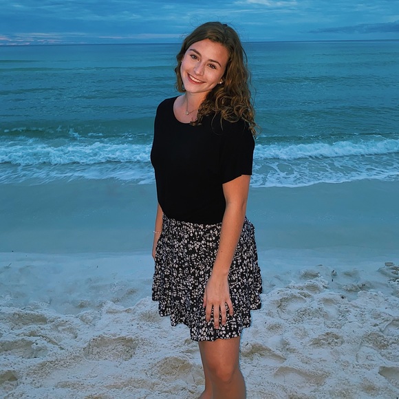 Meet your Posher, Anna - Picture 1 of 1